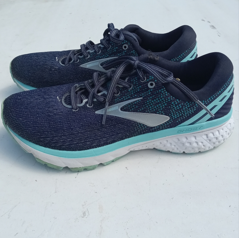 Brooks Ghost1 11